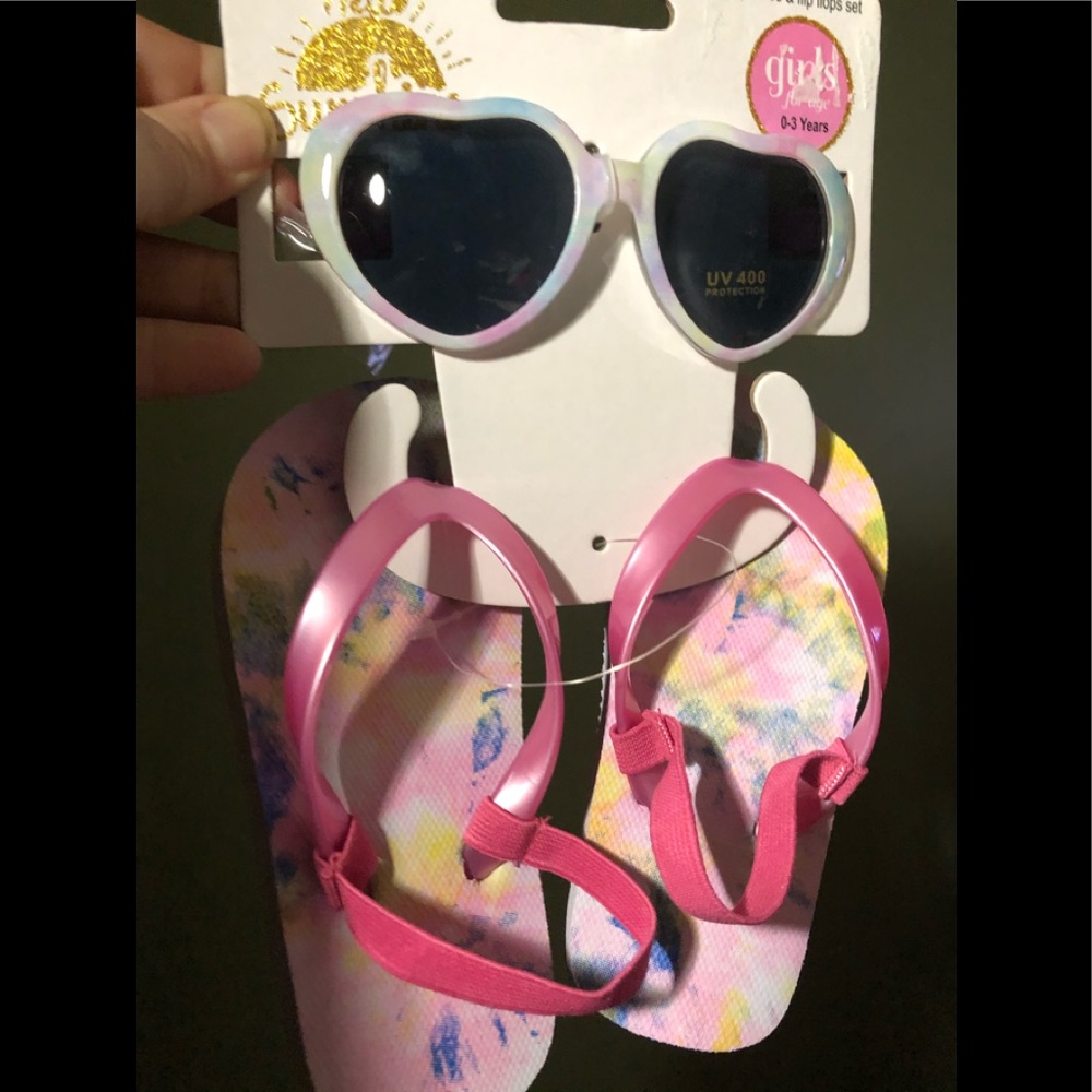 Hello sunshine girls sunglasses & flip flops set 0-3 years